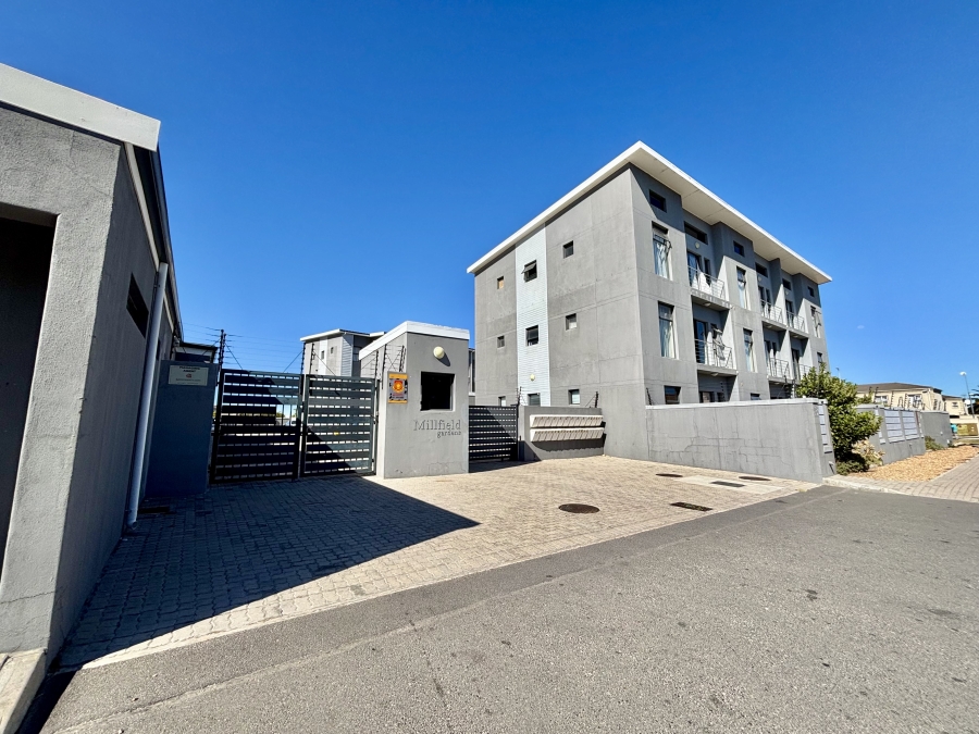 2 Bedroom Property for Sale in Parklands Western Cape